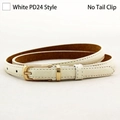 Cinturón fino blanco para mujer con hebilla de oro y textura de cuero granulado - Estilo sin Clip de Extremo / Blanco