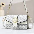 Mini sac à bandoulière blanc avec motif M et logo en métal doré sur le rabat - Blanc