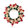 Broche couronne de Noël ornée de strass rouges et verts sur une base circulaire dorée - Style Couronne de Strass Rouge et Vert (C141-A)