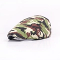 Nahaufnahme der Camouflage-Schirmmütze mit seitlichen Metallösen und Baumwollstoff - Verstellbar / Dunkelkaffee