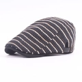 Béret tricoté à rayures pour hiver avec sangle arrière en cuir réglable et boucle - Réglable / Rayé Noir
