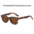 Retro quadratische Sonnenbrille mit Leopard-Rahmen und braunen Gläsern mit Silbernieten - Leoparden-Rahmen / Teebraune Gläser