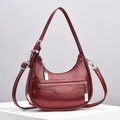 Sac hobo demi-lune bordeaux chic en cuir vintage avec des ferrures argentées - Bordeaux
