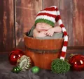 Handmade red, white and green striped knit long tail Christmas hat for newborns - Army Green Edge
