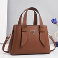 Elegante borsa a mano da donna in pelle marrone con motivo litchi e tracolla - Giallo Terra