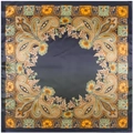 Detail eines Seidenschals mit dunkelblauen Paisley-Mustern und glatter Satingewebe - Schwarz / 90cmx90cm
