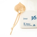 Elegante fermaglio per capelli a calla dorata con perla e finitura in metallo spazzolato - Oro Opaco