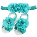 Ensemble bandeau et sandales pieds nus pour bébé bleu sarcelle avec fleurs en mousseline - Bleu Paon