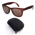 Faltbare braune Sonnenbrille mit braunen Gläsern und schwarzem Reißverschlussetui - Transparenter Tee Rahmen Tee Linse
