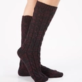 Thick cable knit mid-calf winter socks in black and dark red heathered yarn - Black/Wine Red