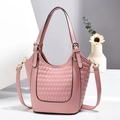 Sac à main matelassé rose chic avec motif nid d'abeille et bandoulière dorée - Rose