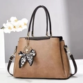Elegante bolso de mano caqui con pañuelo de leopardo y colgante de flor dorada - 30x13x22cm / Caqui