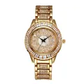 Reloj de lujo dorado para mujer con cristales brillantes en brazalete y esfera - Dorado