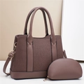 Sac fourre-tout plissé marron café avec pochette assortie et détails dorés élégants - Taille unique / Café