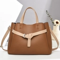 Bolso de mano de moda en marrón y beige con textura de lichi y correa ajustable - Amarillo Tierra