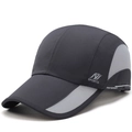 Cappellino sportivo grigio scuro ad asciugatura rapida con rete traspirante e visiera - Regolabile / grigio scuro