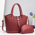 Minimalistisches weinrotes Damen-Handtaschen-Set mit strukturierter Oberfläche - Rot