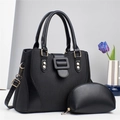 Ensemble sac à main noir texturé avec bandoulière amovible et boucles dorées chic - Sac à Main Et Pochette / Noir