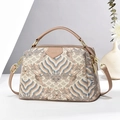 Elegante borsa a mano in jacquard con motivi a onde e tracolla regolabile in pelle - Cachi