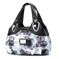 Dettaglio borsa in tessuto stampato con anelli in metallo argento e manici in pelle nera - Stampa Petali Sfumata Nero Bianco Grigio (Stile 2)