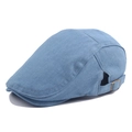 Klassieke lichtblauwe denim pet met witte stiksels en verstelbare metalen gesp opzij - Verstelbaar / Blauw en Wit