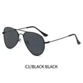 Klassische schwarze Pilotenbrille mit Metallrahmen und dunkelgrauen Gläsern für Unisex - Schwarzer Rahmen Schwarz Graue Gläser