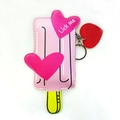 Monedero mini con forma de polo rosa, detalle de corazón y llavero de metal - Polo de Corazón