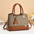 Borsa a mano a tracolla classica in pelle stampata marrone e kaki con ciondolo - Cachi