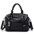 Borsa Boston nera motivo a coccodrillo con doppi manici e tracolla regolabile rimovibile - Nero