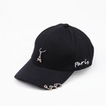 Detalle de gorra de algodón negro con anillos de plata, dije Torre Eiffel y bordado de París - Ajustable / Negro