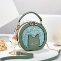 Bolso bandolera redondo verde y blanco con diseño de orejas de gato brillantes y cadena - Verde