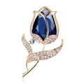 Elegante broche de tulipán en cristal azul con hojas doradas y diamantes de imitación - Azul (C038-C)