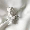 Elegante anello a spirale in argento S925 con zircone su busto in gesso bianco - Aperto Regolabile / Oro Bianco