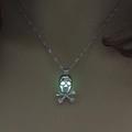 Collana teschio d'argento luminoso con occhi verdi brillanti per Halloween - Argento Bagliore Giallo-Verde