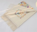 Châle en laine beige avec broderie cachemire colorée et élégantes franges - Blanc Cassé