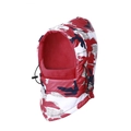 Dettaglio del cappuccio mimetico invernale con fodera in pile rosso e coulisse regolabile - Camouflage Rosso Bianco Nero