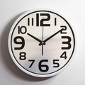 Horloge murale ronde minimaliste de 12 pouces en aluminium avec cadre blanc et chiffres - Cadre Blanc Cadran Blanc