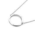 Collier minimaliste en acier argenté avec pendentif lettre rond serti de cristaux - Lettre O (KN27464-K)