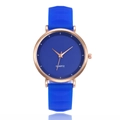 Slim rose gold quartz watch with royal blue silicone strap and wavy texture - Blue