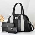 Set 3 pezzi borse nere da donna con borsa a mano intrecciata, pochette e porta carte - Borsa a mano, pochette e porta carte Set / Nero