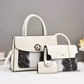 Elegante set di 3 borse in similpelle con motivo a serpente e chiusura a fiore dorata - Bianco