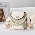 Crossbody square bag in beige faux leather with pearl handle and monogram print - Off-white (Style 2: Monogram)
