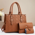 Ensemble de trois sacs à main marron avec motif matelassé et détails cloutés - Jaune Terre
