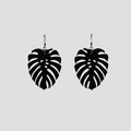 Minimalistische schwarze Monstera-Blatt-Ohrhänger mit Ausschnitt-Design im Nordic-Chic - J101 Schwarzes Blatt