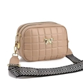 Dettaglio borsa trapuntata beige con chiusura a farfalla dorata e doppia cerniera - Kaki