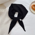 Sciarpa triangolare nera in maglia 100% lana da donna, calda e morbida per l'inverno - 54cm x 54cm x 95cm / Nero