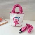Détail d'un petit sac seau en toile avec motif chat et bandoulière rose à pois - 08 Chat à Pois Roses