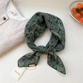 Foulard carré vert foncé à motif paisley en coton et lin au design vintage - Paisley Résille Vert