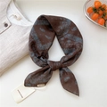 Foulard vintage en coton et lin marron foncé avec motifs paisley bleus pour femme - Paisley Grille Étoilée Marron