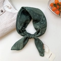 Carré en coton et lin vert foncé avec motifs paisley vintage et détails floraux - Paisley Grille Étoilée Vert